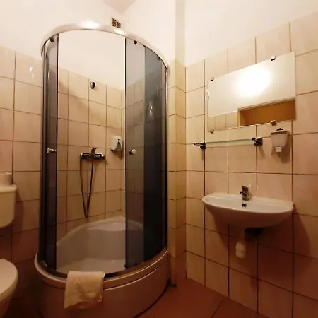 Red Carpet Premium 3* Krakau