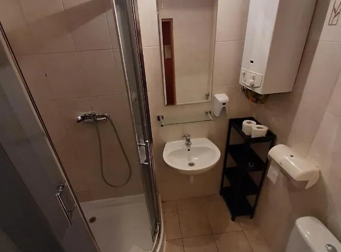 فندق مبيت وإفطار Red Carpet Premium 3*