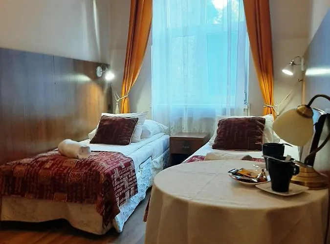 Red Carpet Premium 3*