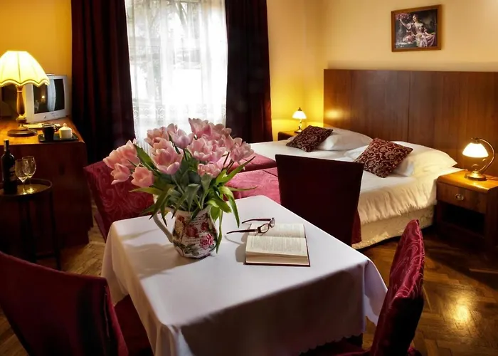 فندق مبيت وإفطار Red Carpet Premium 3*