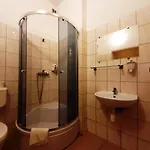 Red Carpet Premium 3* Kraków