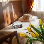 Red Carpet Premium 3* Kraków