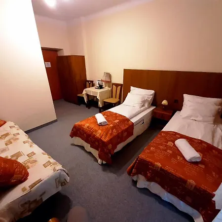 Red Carpet Premium Bed and Breakfast 3*